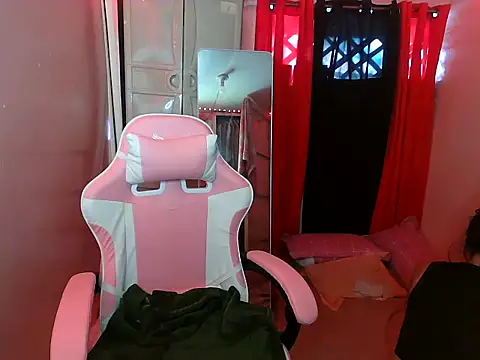 young salsalita online show from February 2025 08:20:01 AM