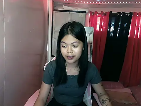 young salsalita online show from February 2025 07:45:02 AM