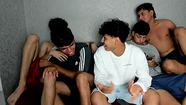 pelusos mens online show from February 2025 03:33:01 AM