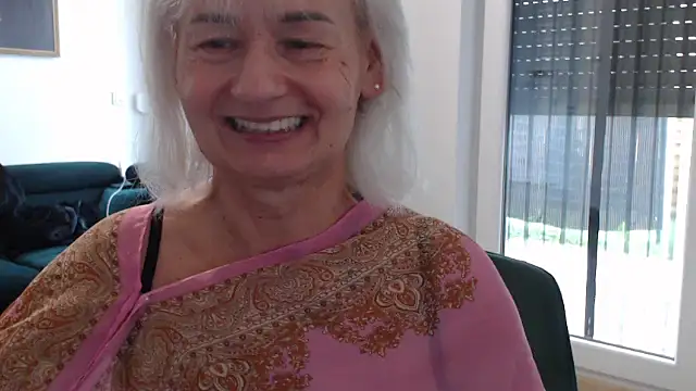 Hot Ann52 online show from September 2025 12:17:02 PM