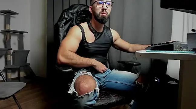 liamaesthetic online show from March 2025 07:27:02 PM