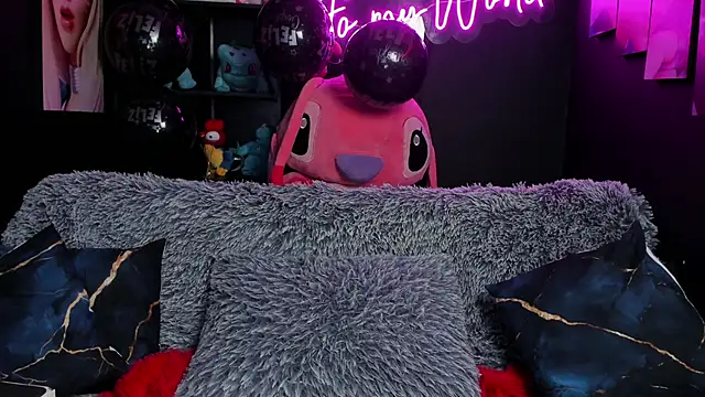 Emilyjhonson 01 online show from September 2025 02:06:01 PM