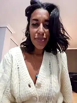 Goldenlace online show from January 2025 08:19:02 PM