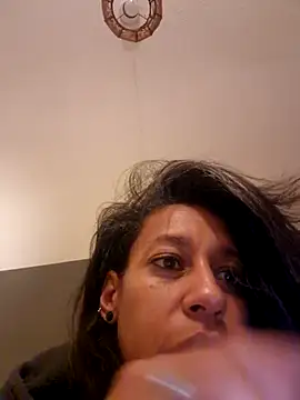 Goldenlace online show from March 2025 11:54:02 PM