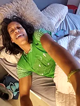 Goldenlace online show from December 2025 07:58:02 AM