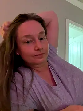 Snapshot of Vivian_MayXxX chatting on October 2025 10:18:02 PM Vivian MayXxX online show from October 2025 10:18:02 PM