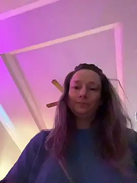 Snapshot of Vivian_MayXxX chatting on November 2025 03:47:02 PM Vivian MayXxX online show from November 2025 03:47:02 PM