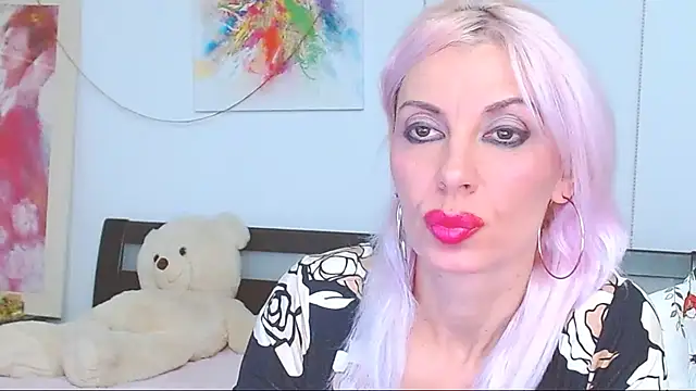 HoneyLara online show from October 2025 08:52:01 PM