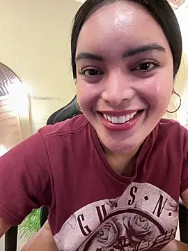 HotstuffCherrySummer online show from December 2025 08:45:01 AM