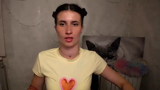 MaryEm976 online show from May 2026 10:21:02 AM