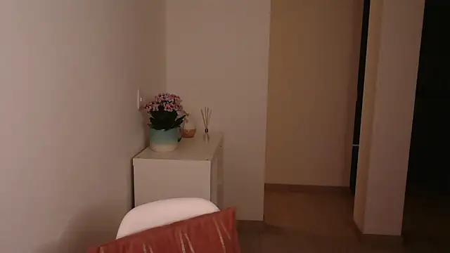 dark enchantress  online show from December 2024 04:39:02 AM