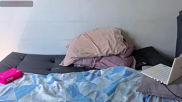 Snapshot of Matiashorney chatting on November 2025 06:43:02 PM Matiashorney online show from November 2025 06:43:02 PM