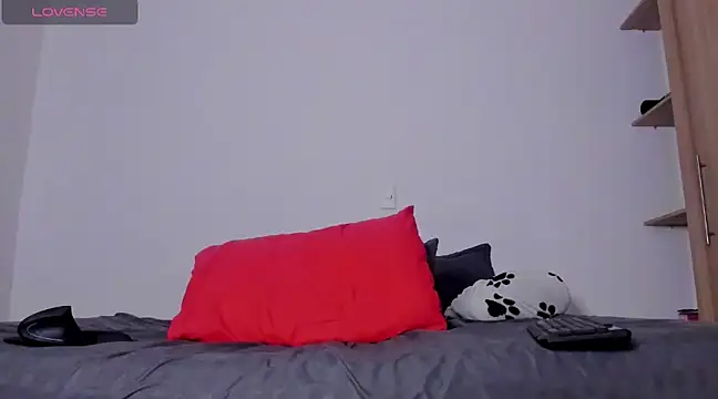 Cloudy pigDude online show from March 2025 05:21:02 AM