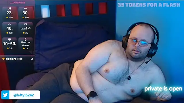 lefty15242 online show from October 2025 01:53:02 AM