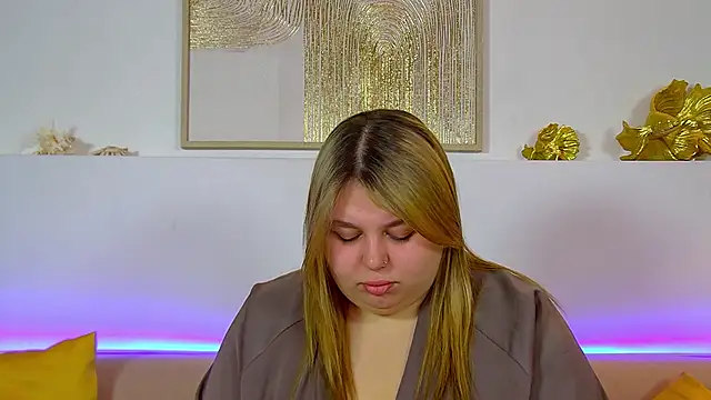 LillianKim online show from February 2026 06:17:02 PM