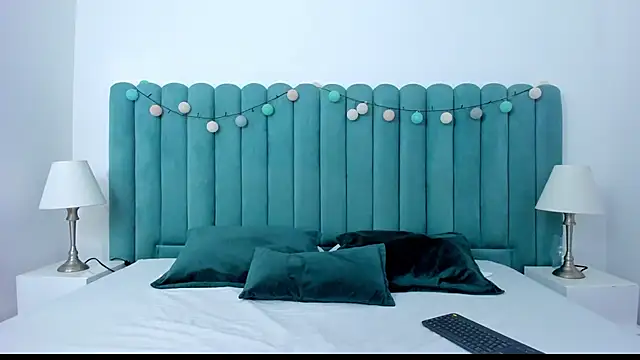 marianaaguii online show from December 2024 01:38:02 PM