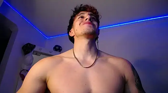 strongboy  online show from December 2024 10:45:02 AM