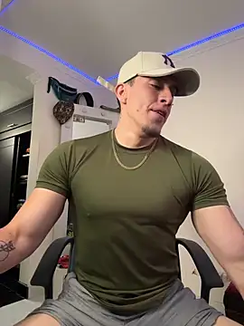 strongboy  online show from March 2026 07:25:01 PM