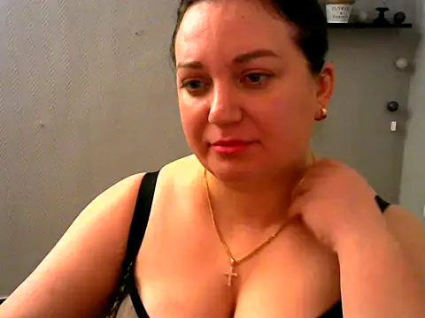 AmanaGi online show from January 2025 04:41:01 PM