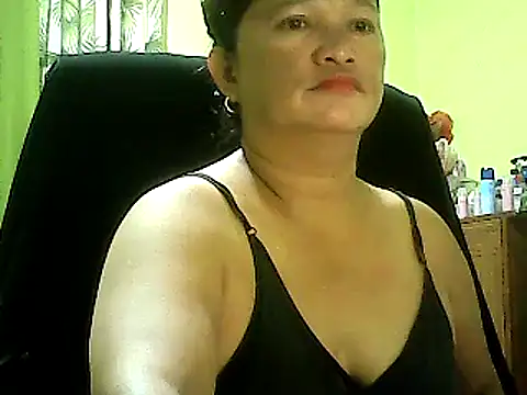 hott scarlett online show from January 2025 01:05:01 PM