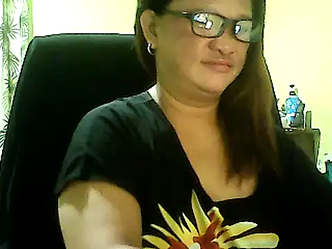 hott scarlett online show from March 2025 08:08:01 PM