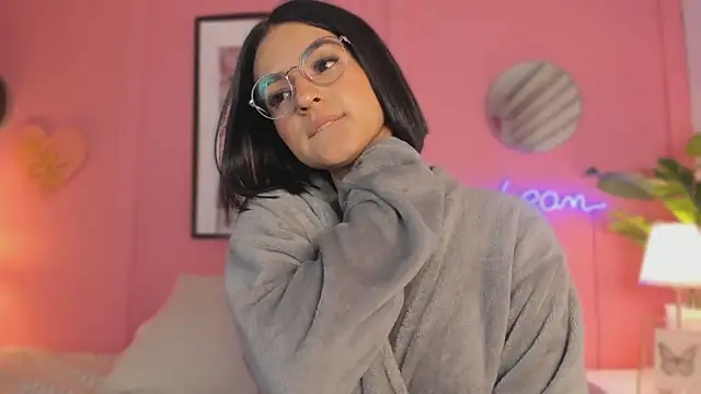 SoySaraa online show from March 2025 11:22:02 AM