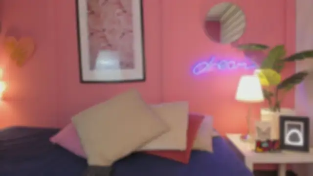 Snapshot of SoySaraa chatting on February 2026 06:19:02 AM SoySaraa online show from February 2026 06:19:02 AM