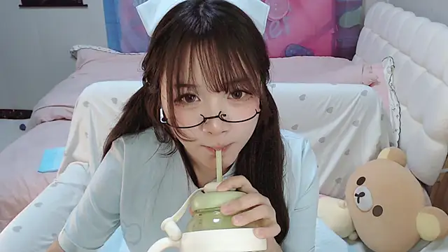 Sakura Anne online show from February 2025 03:08:01 PM