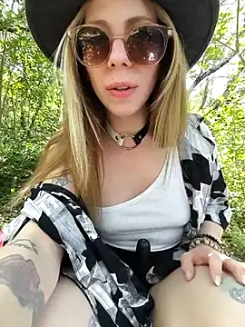 OnnaaH online show from April 2026 12:31:01 PM