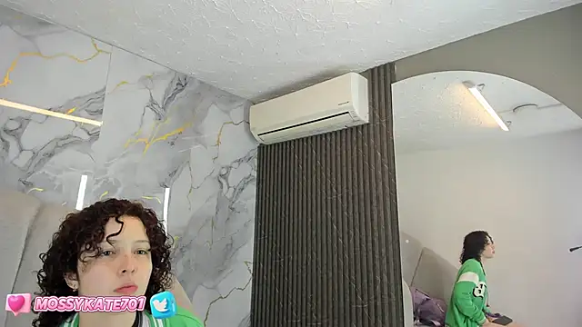 Katemoss70 online show from February 2025 12:08:01 PM