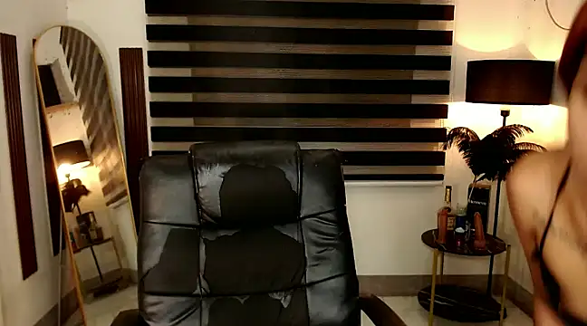 SarahAmber online show from February 2025 11:19:02 AM