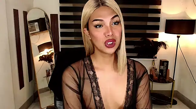 SarahAmber online show from February 2025 04:14:02 AM