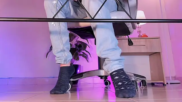 ArchieCollins online show from October 2025 11:50:04 PM