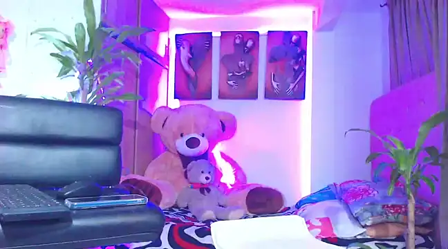 Hotgiirl 1 online show from February 2025 01:19:01 AM