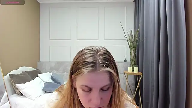 JadeSoft online show from January 2025 03:05:02 AM