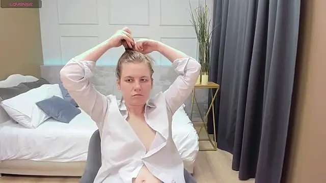 JadeSoft online show from February 2025 02:47:02 AM