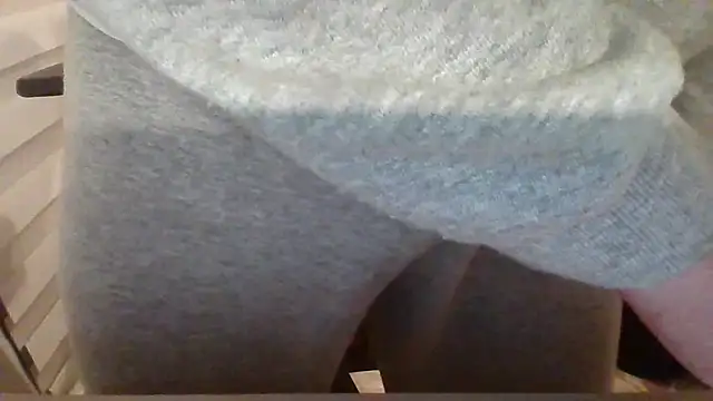 Snapshot of alessexxx24 chatting on February 2025 06:21:02 PM alessexxx24 online show from February 2025 06:21:02 PM