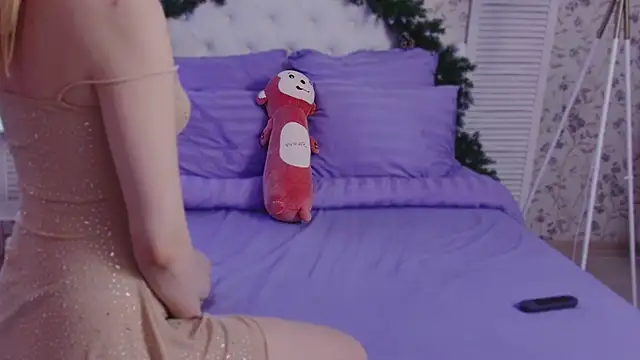 Wendy-Darling online show from December 2024 02:01:01 AM