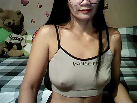 Snapshot of Mia_Rein chatting on February 2026 09:47:02 AM Mia Rein online show from February 2026 09:47:02 AM