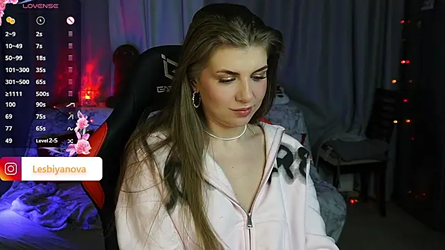 Just alice online show from January 2025 07:45:01 PM