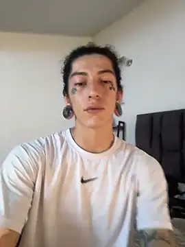 tommylongxx online show from November 2025 05:34:02 PM