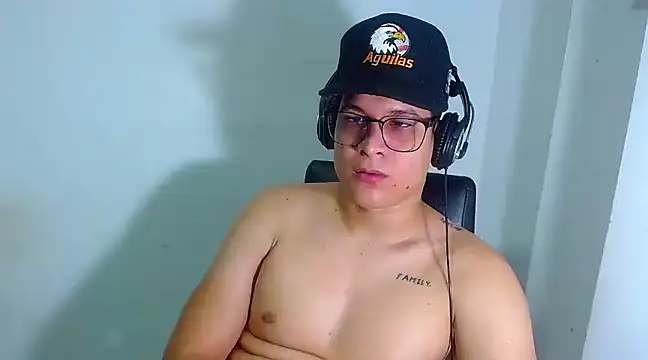 PhoenixGnz online show from March 2025 02:14:01 PM