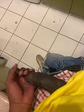 amiable12 online show from February 2026 10:35:02 PM