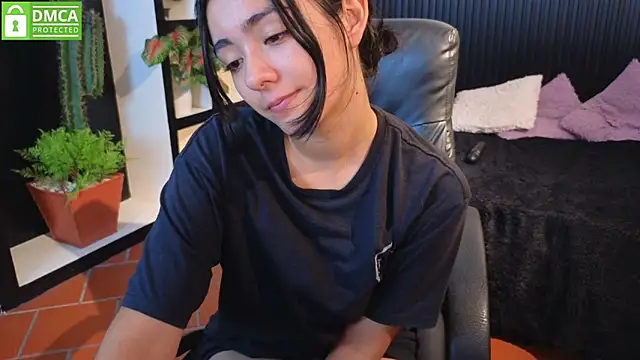 Ivy Gail online show from November 2025 06:35:02 AM