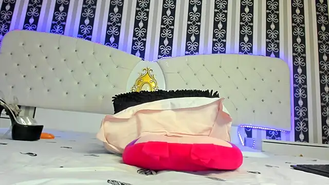 Snapshot of Aidasina chatting on February 2025 11:14:02 PM Aidasina online show from February 2025 11:14:02 PM