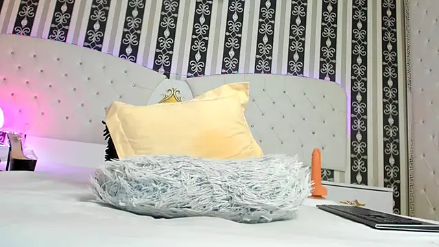 Snapshot of Aidasina chatting on March 2025 11:20:01 PM Aidasina online show from March 2025 11:20:01 PM