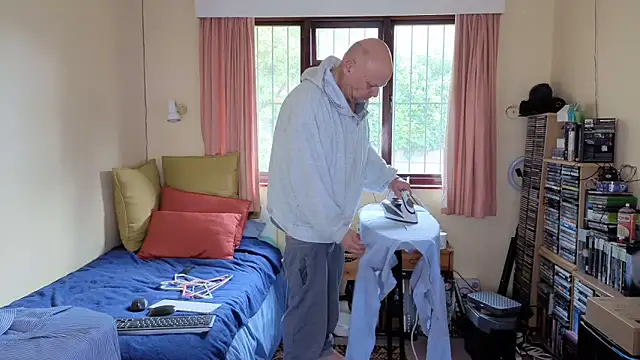 DaddyCumBumZA online show from April 2026 08:35:02 AM