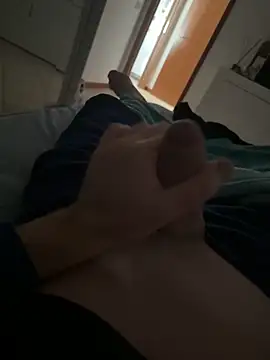 danicohoney online show from October 2025 08:01:01 AM