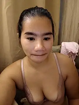 Snapshot of Kissy07 chatting on February 2026 10:50:02 PM Kissy07 online show from February 2026 10:50:02 PM