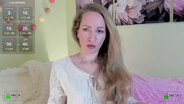 Queenymel online show from December 2024 05:15:02 PM